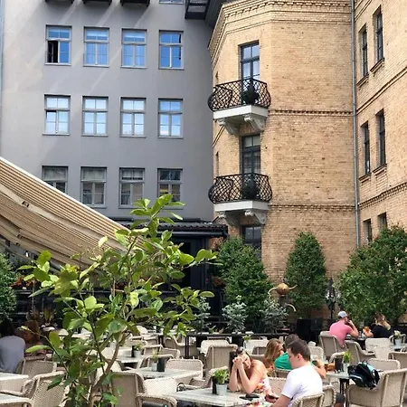 With Excellent Location In City Centre Apartamento Riga