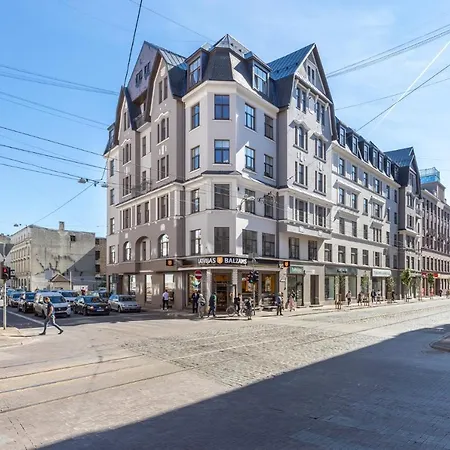 Apartamento With Excellent Location In City Centre Riga